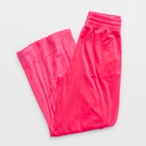 Aerie bright lights velour set - Picture 5 of 16